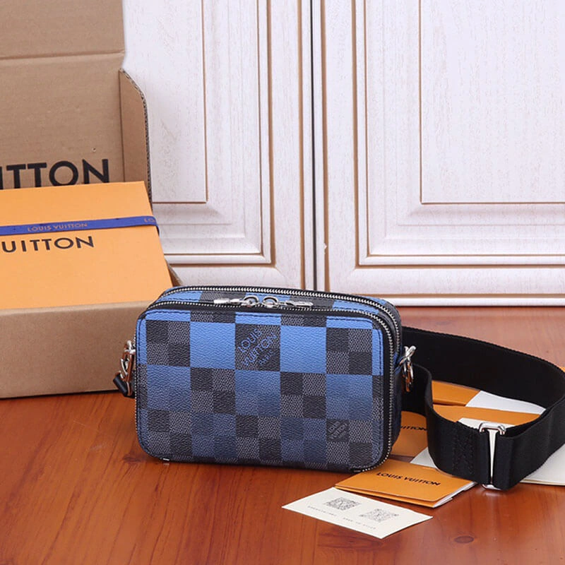LV Alpha Wearable Wallet Seasonal 768