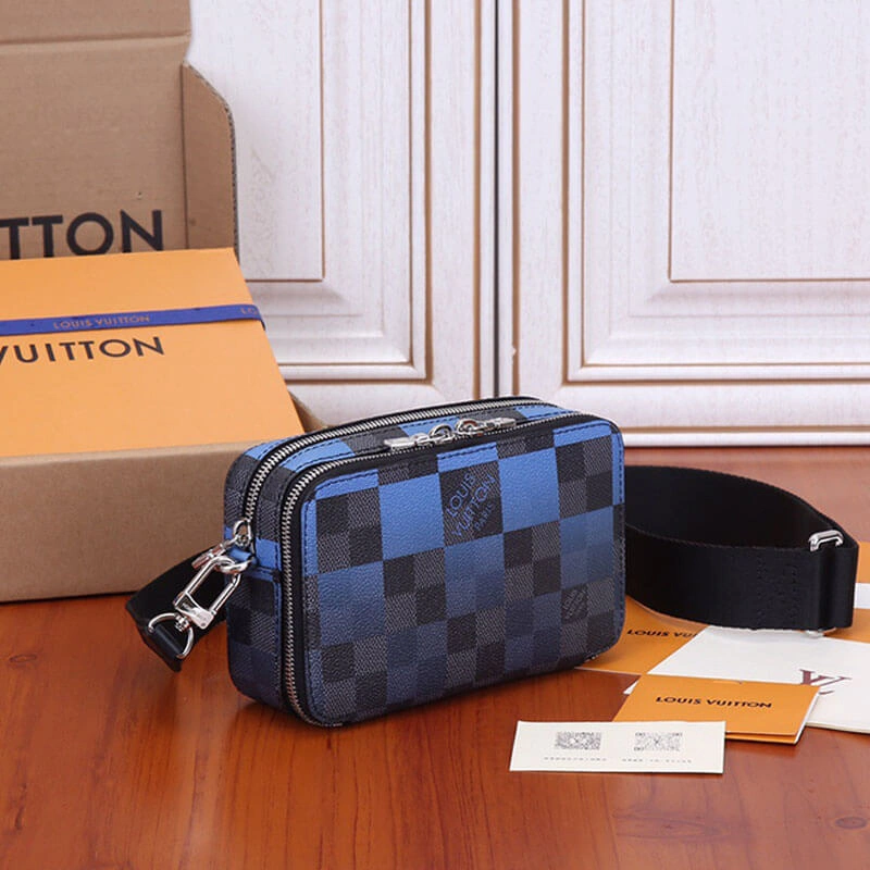 LV Alpha Wearable Wallet Seasonal 768