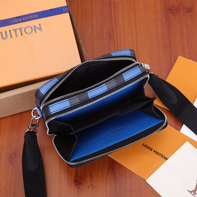 LV Alpha Wearable Wallet Seasonal 768