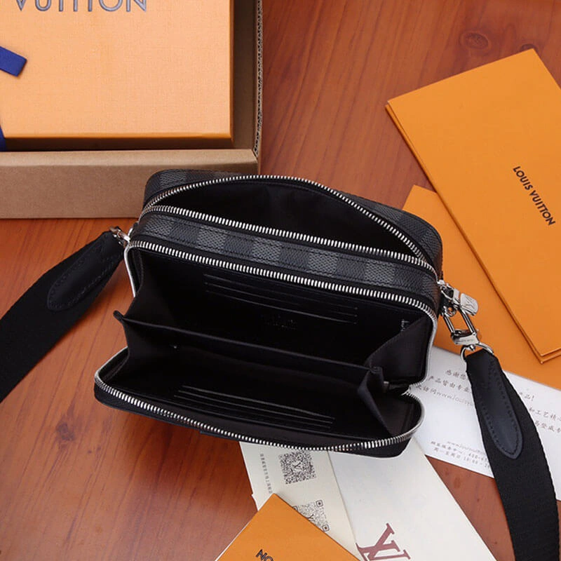 TravelReady LV Alpha Wearable Wallet 770