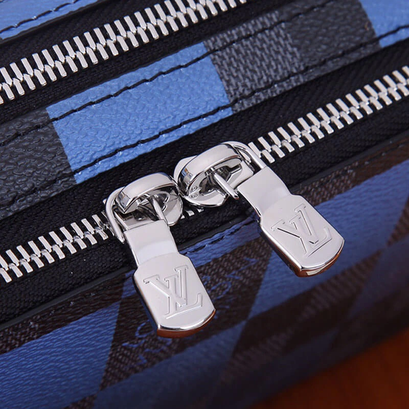 LV Alpha Wearable Wallet Seasonal 768