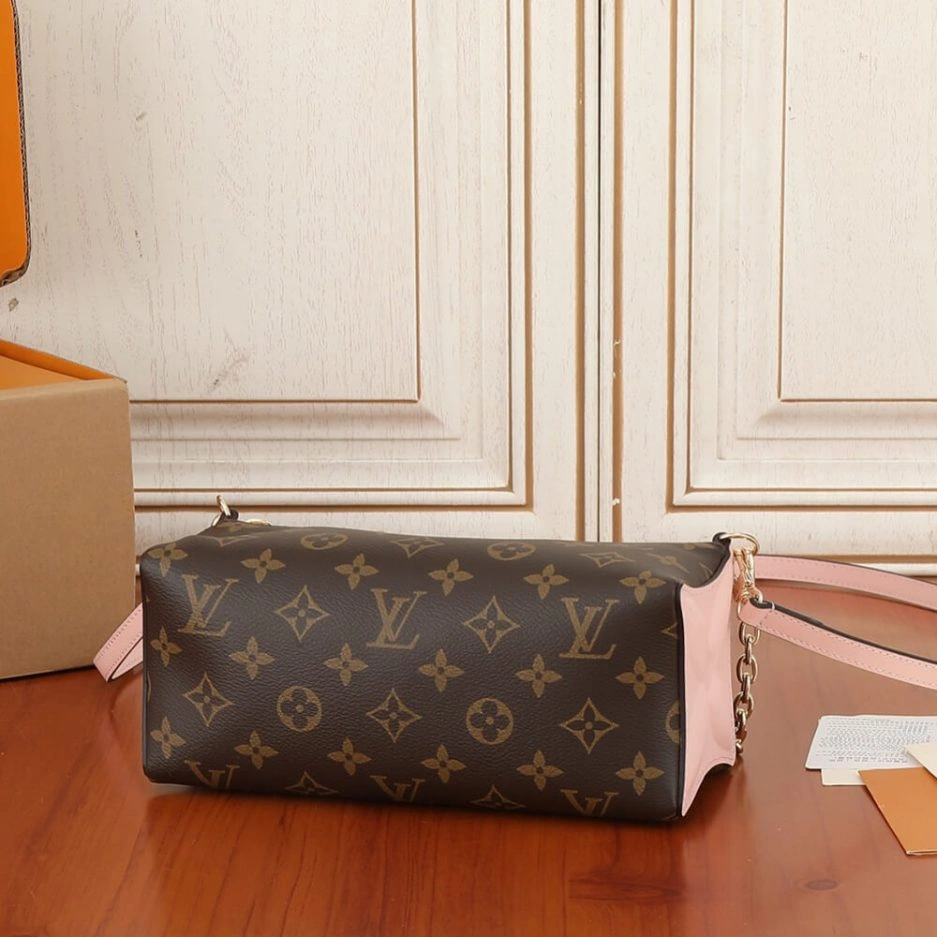 LV Bloom Pouch SunProtective 497