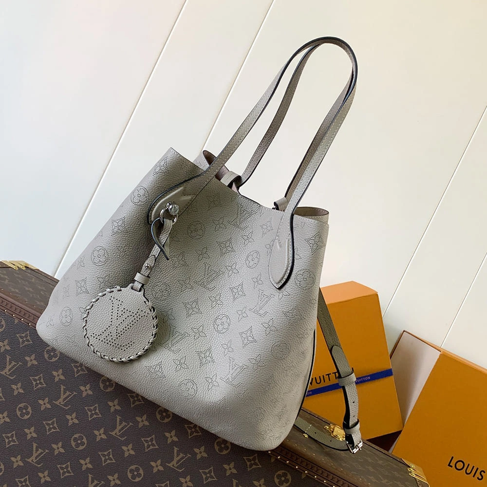 Sophisticated LV Blossom MM(HIGH-END GRADE) 72