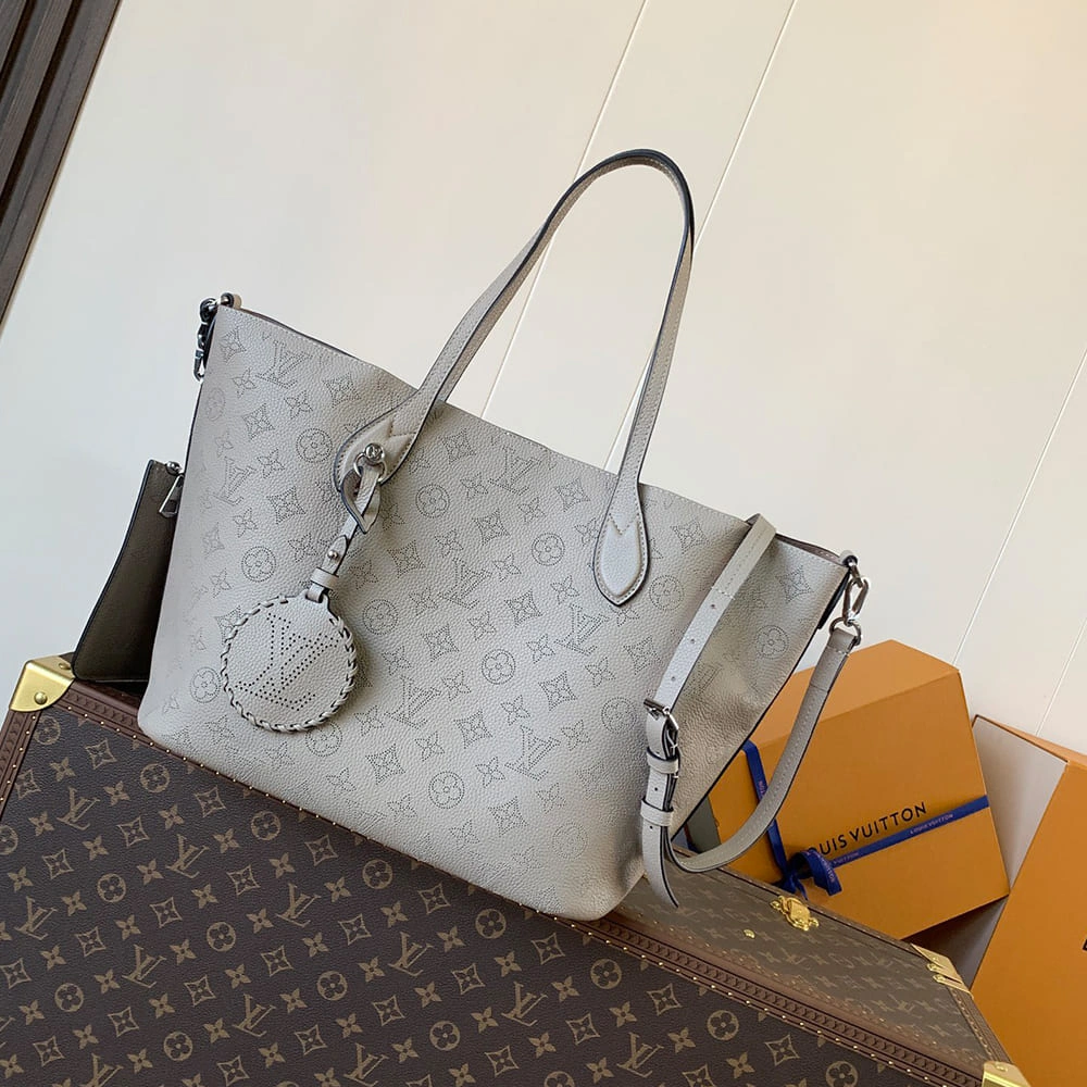 Sophisticated LV Blossom MM(HIGH-END GRADE) 72