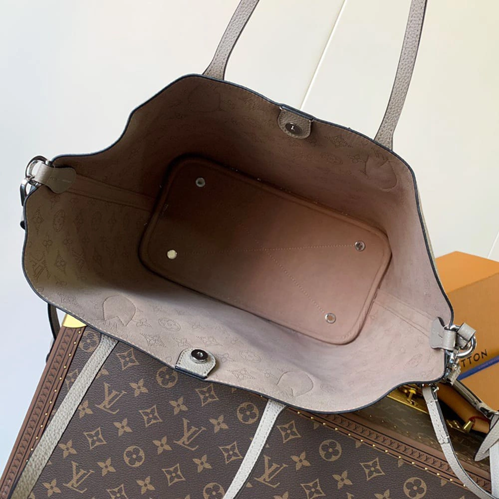 Sophisticated LV Blossom MM(HIGH-END GRADE) 72