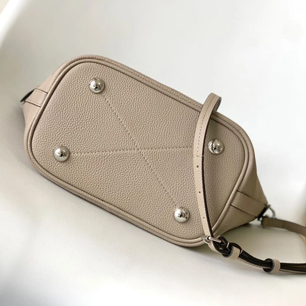 Stylish LV Blossom PM(HIGH-END GRADE) 110
