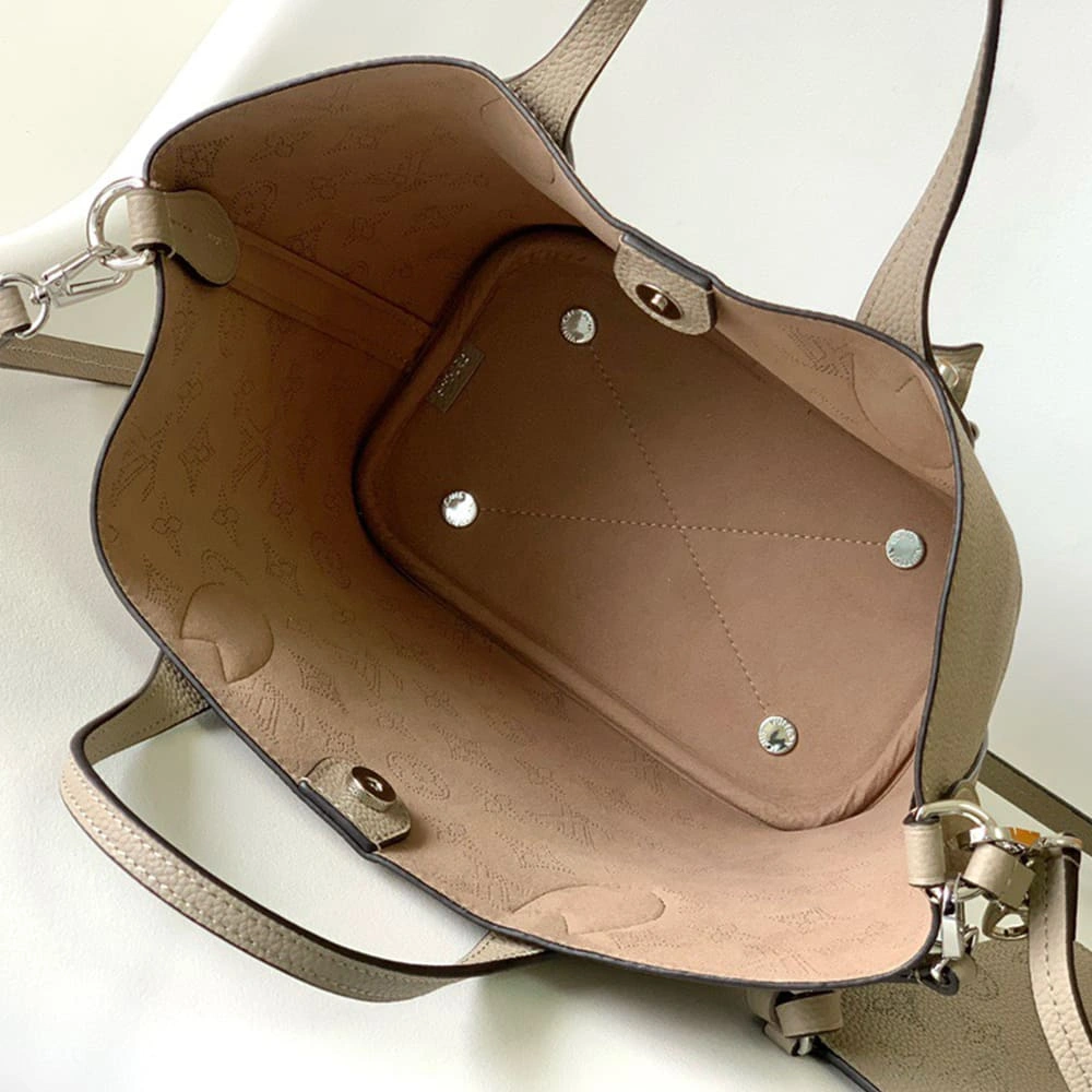 Stylish LV Blossom PM(HIGH-END GRADE) 110