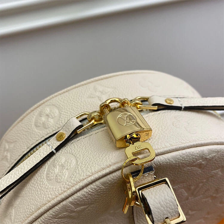 LV Boite Chapeau Souple MM Handbag Casual 937