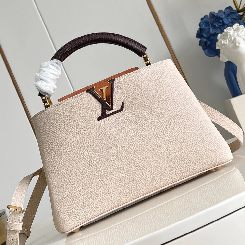 LV Capucines MM(HIGH-END GRADE) Classic 298