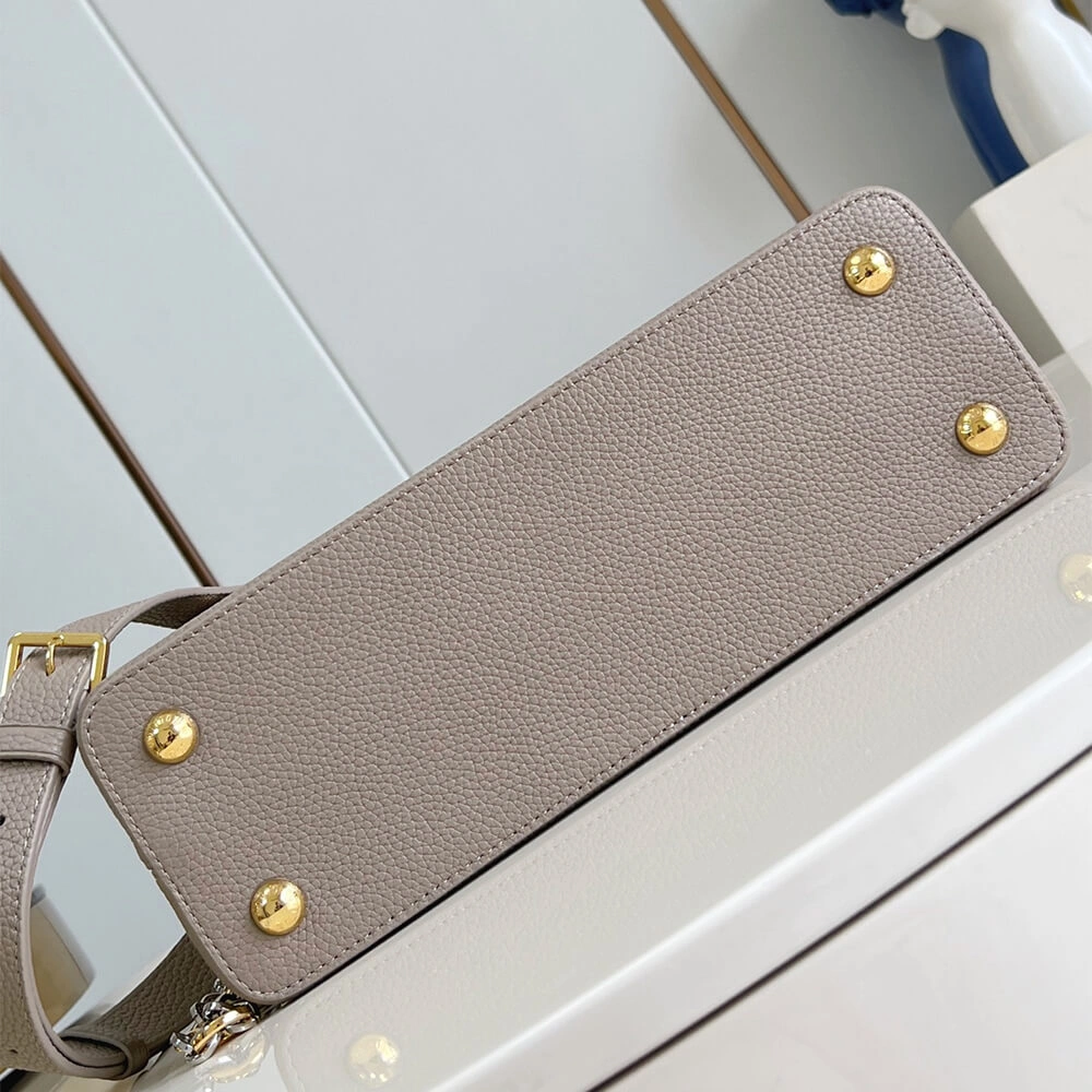 LV Capucines MM(HIGH-END GRADE) WaterResistant 271