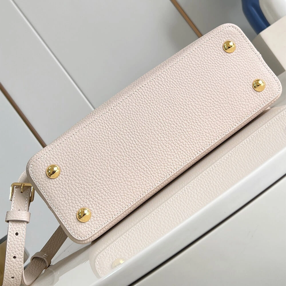 LV Capucines MM(HIGH-END GRADE) Classic 298