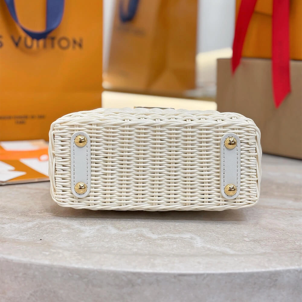 LV Capucines Mini(HIGH-END GRADE) Trendsetting 36