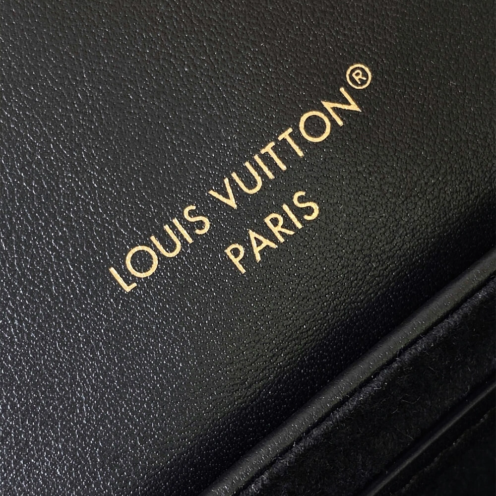 Affordable LV Coussin Backpack PM 262