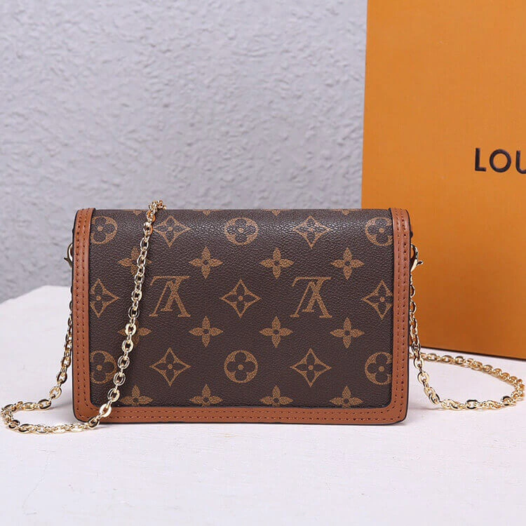 Resilient LV Dauphine Chain Wallet 850