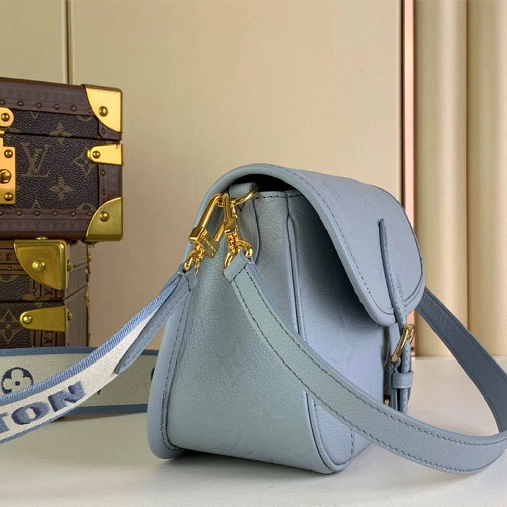 Durable LV Diane 47