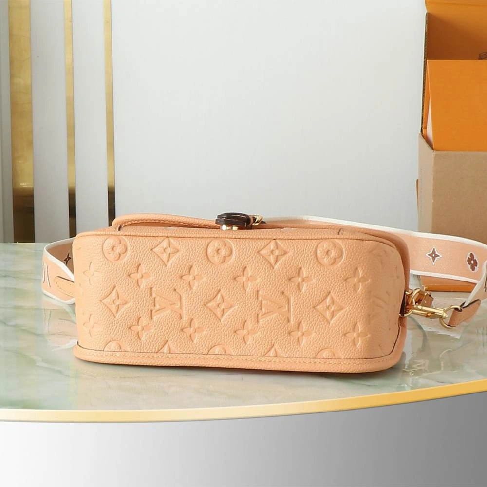 LV Diane Popular 77