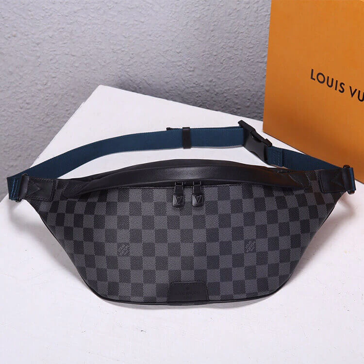 LV Discovery Bumbag Trendsetting 874