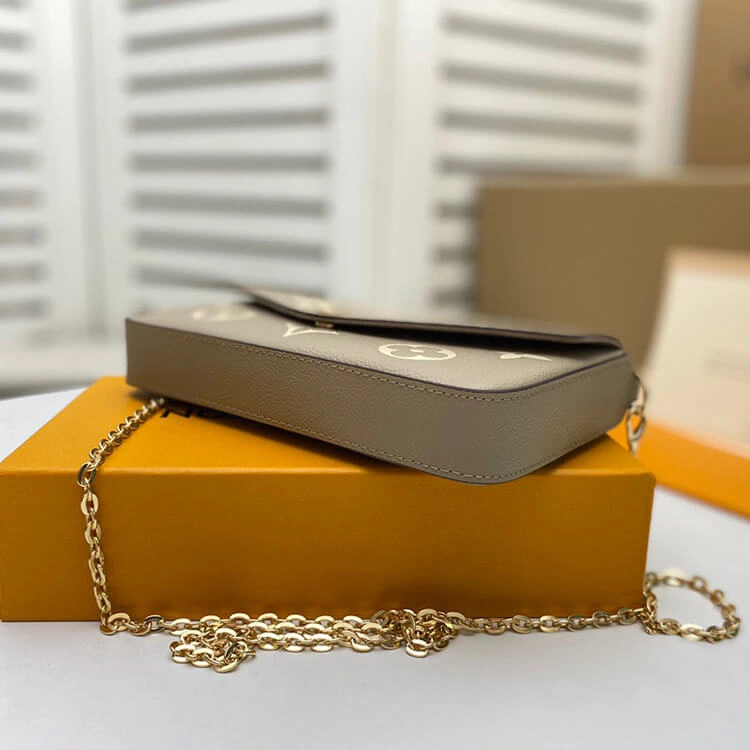 Sleek LV Felicie Pochette 903
