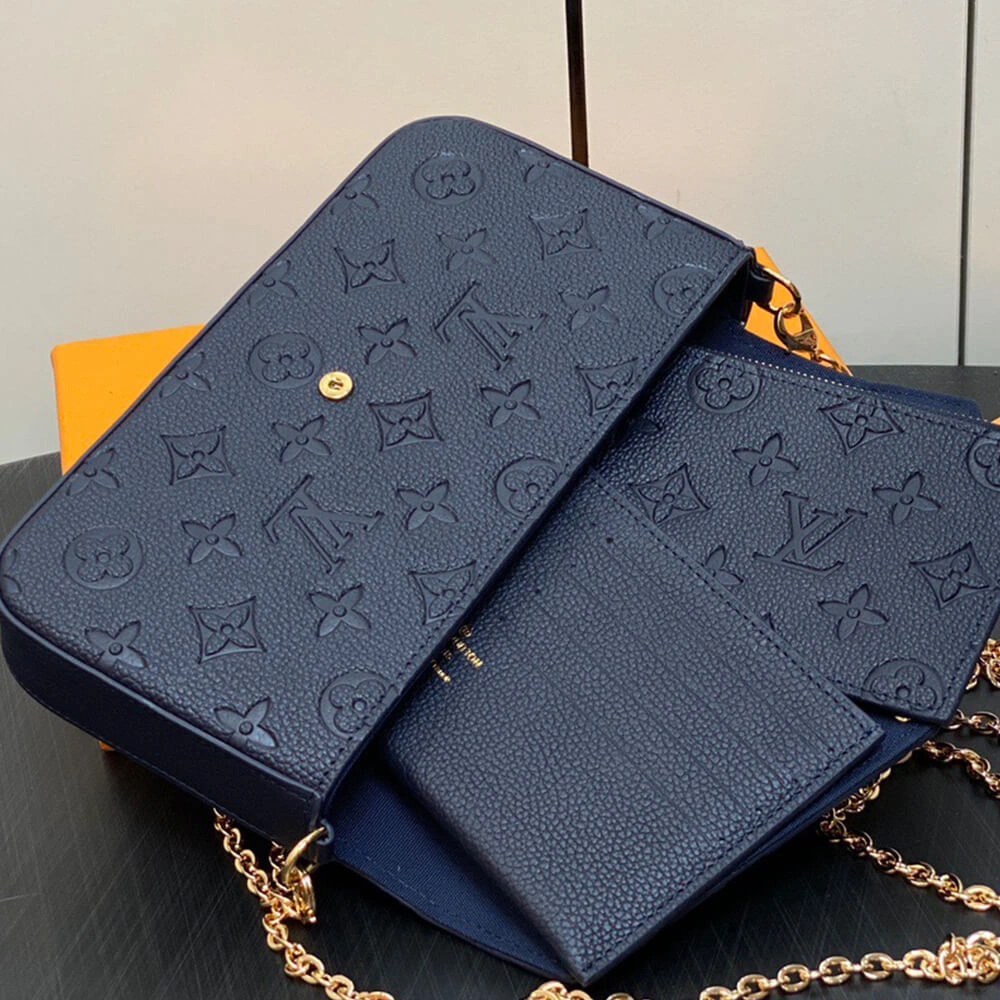 TravelReady LV Felicie Pochette 490