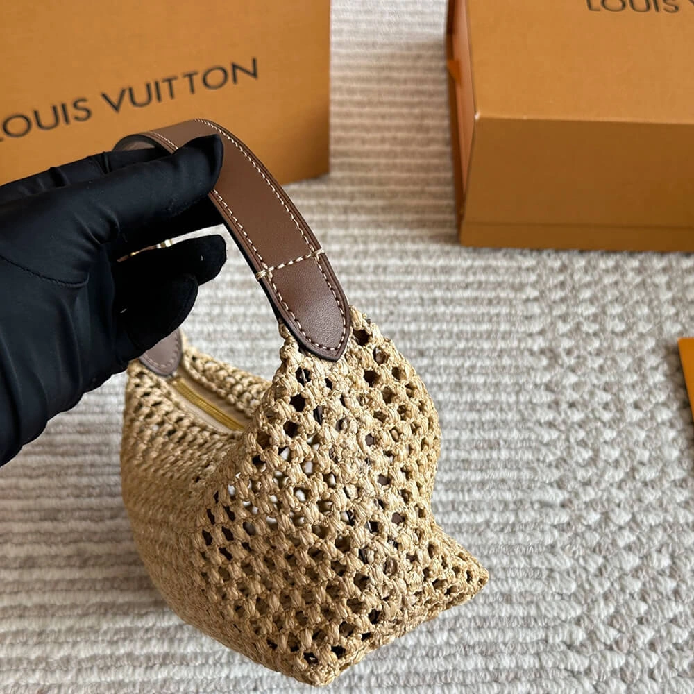 LV Hills Pochette(HIGH-END GRADE) Effortless 212