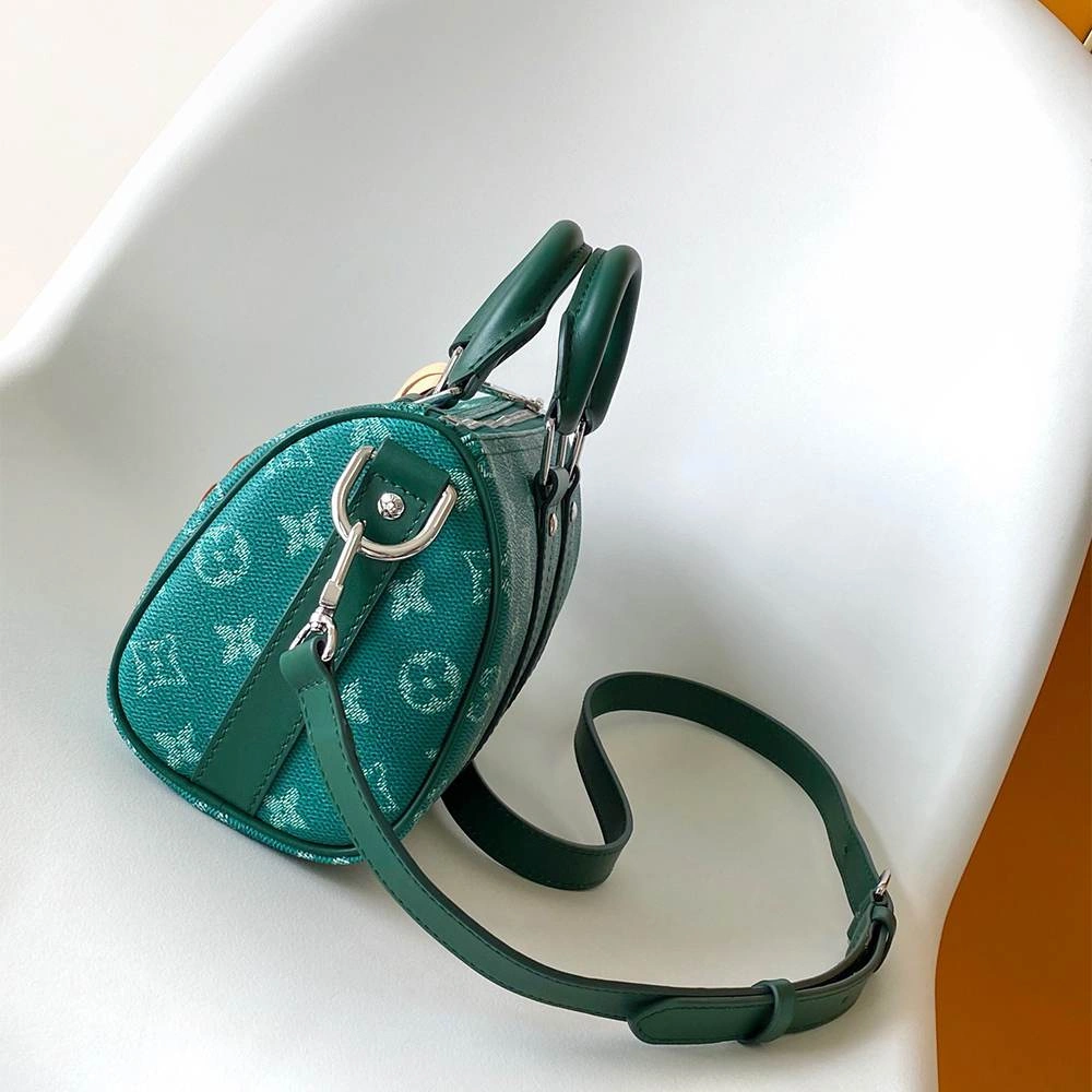 Breathable LV Keepall Bandoulière 200