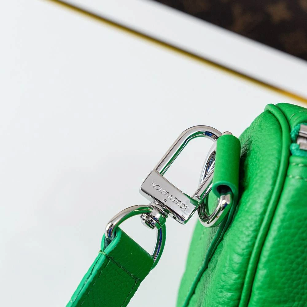 LV Keepall Bandoulière Bold 205