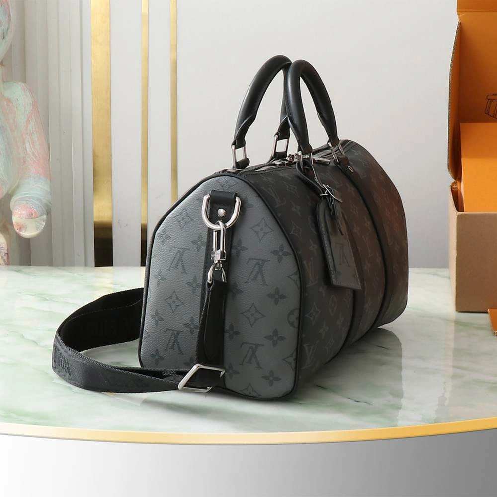 LV Keepall Bandoulière Durable 66