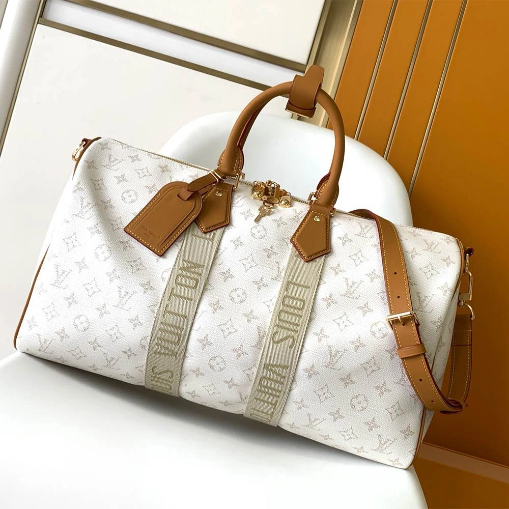 OdorResistant LV Keepall Bandoulière 53