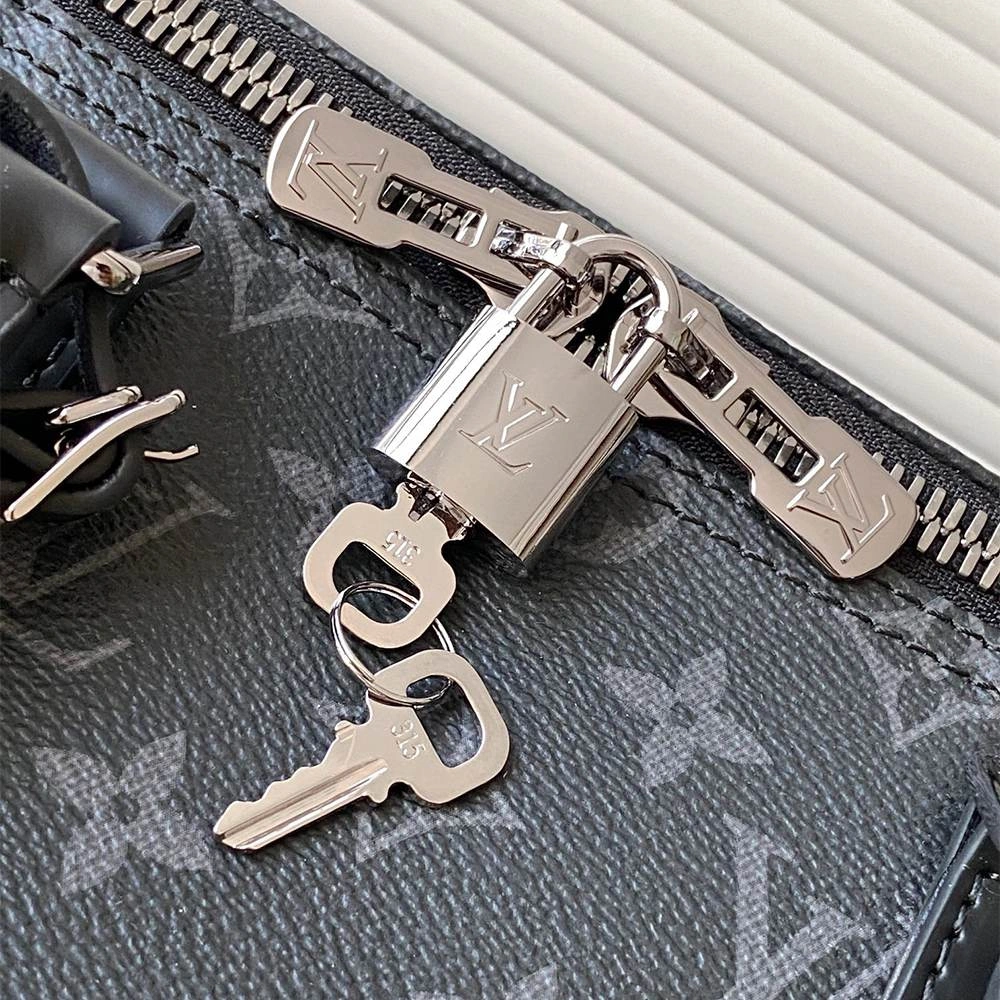 LV Keepall Bandoulière Upgraded 17