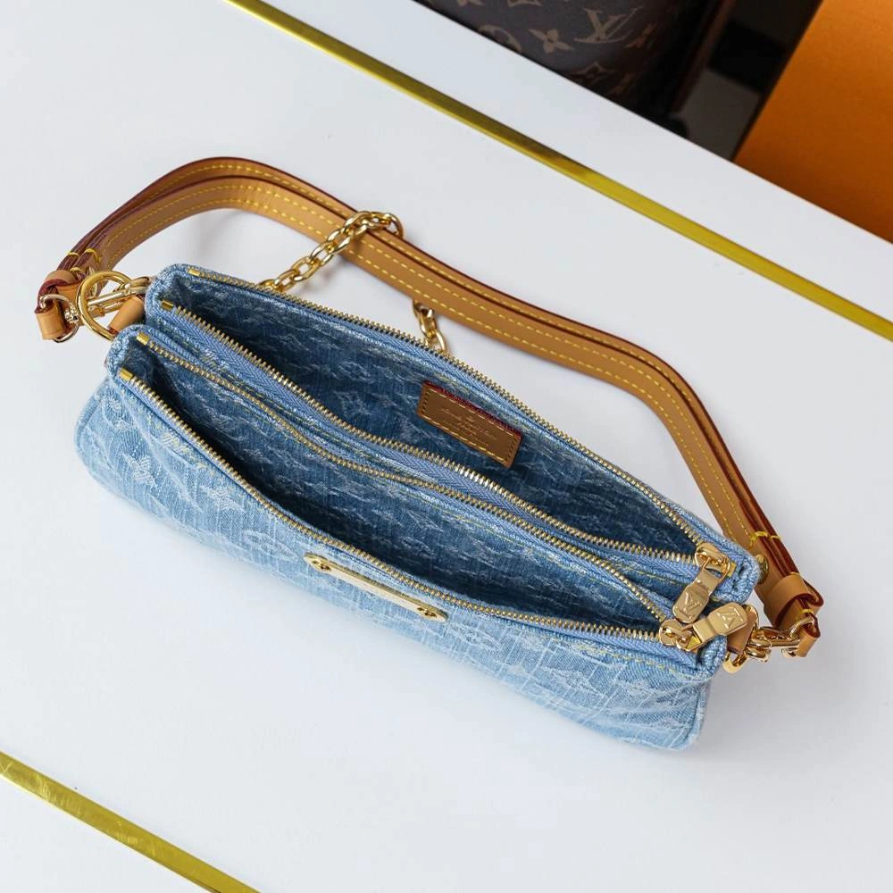 LV Liv Pochette ModernLook 95