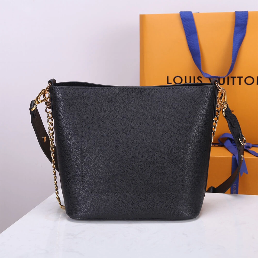 LV Lock and Walk Packable 168
