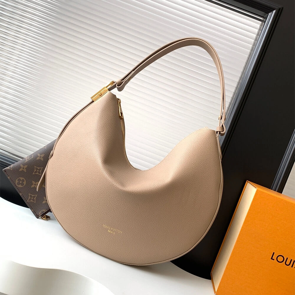 Contemporary LV Low Key Cookie MM 421