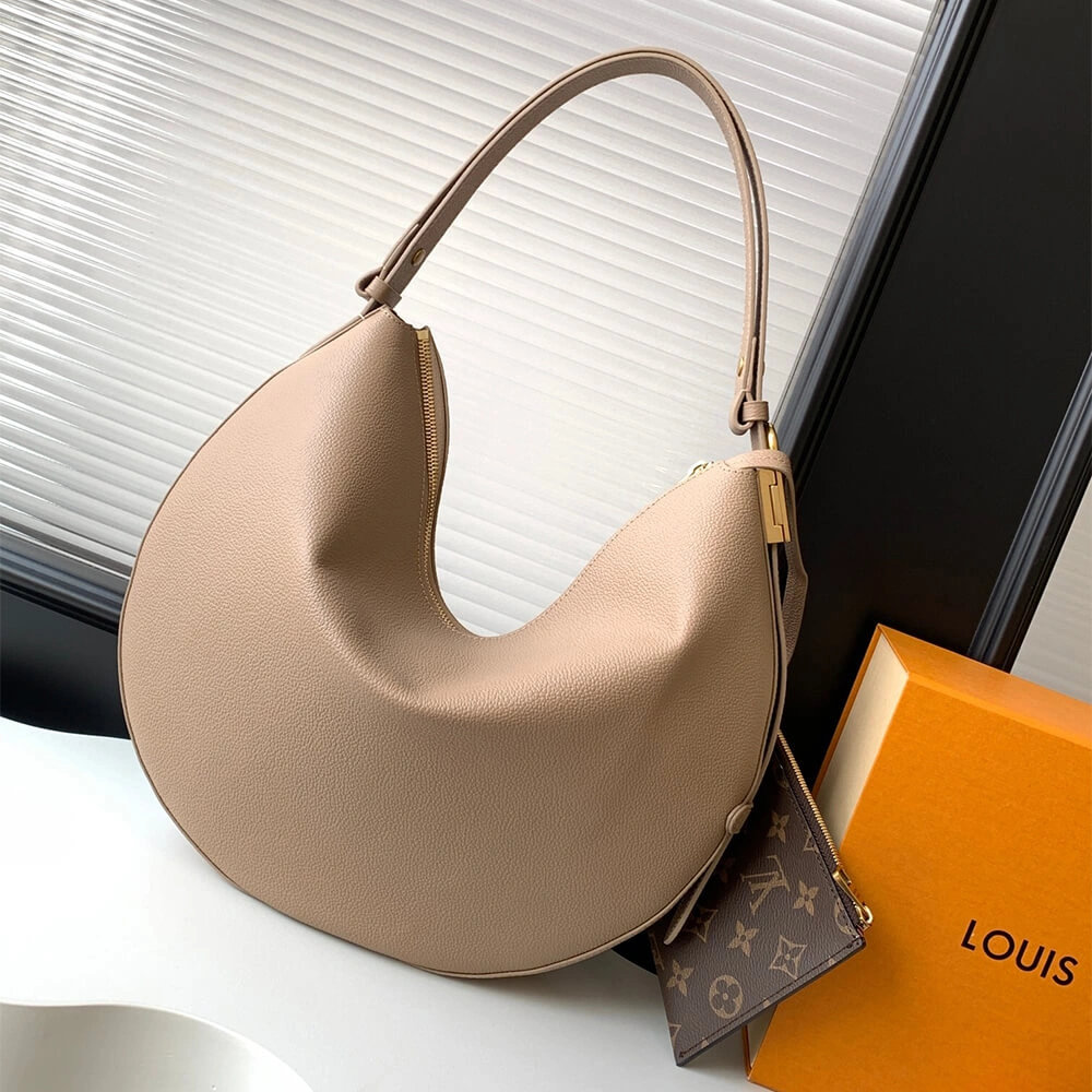 Contemporary LV Low Key Cookie MM 421