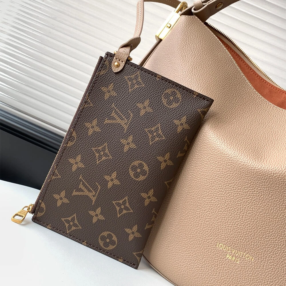 Contemporary LV Low Key Cookie MM 421