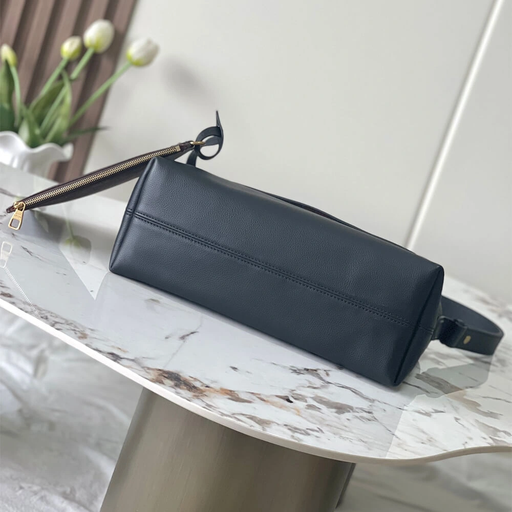 Lightweight LV Low Key Messenger 411
