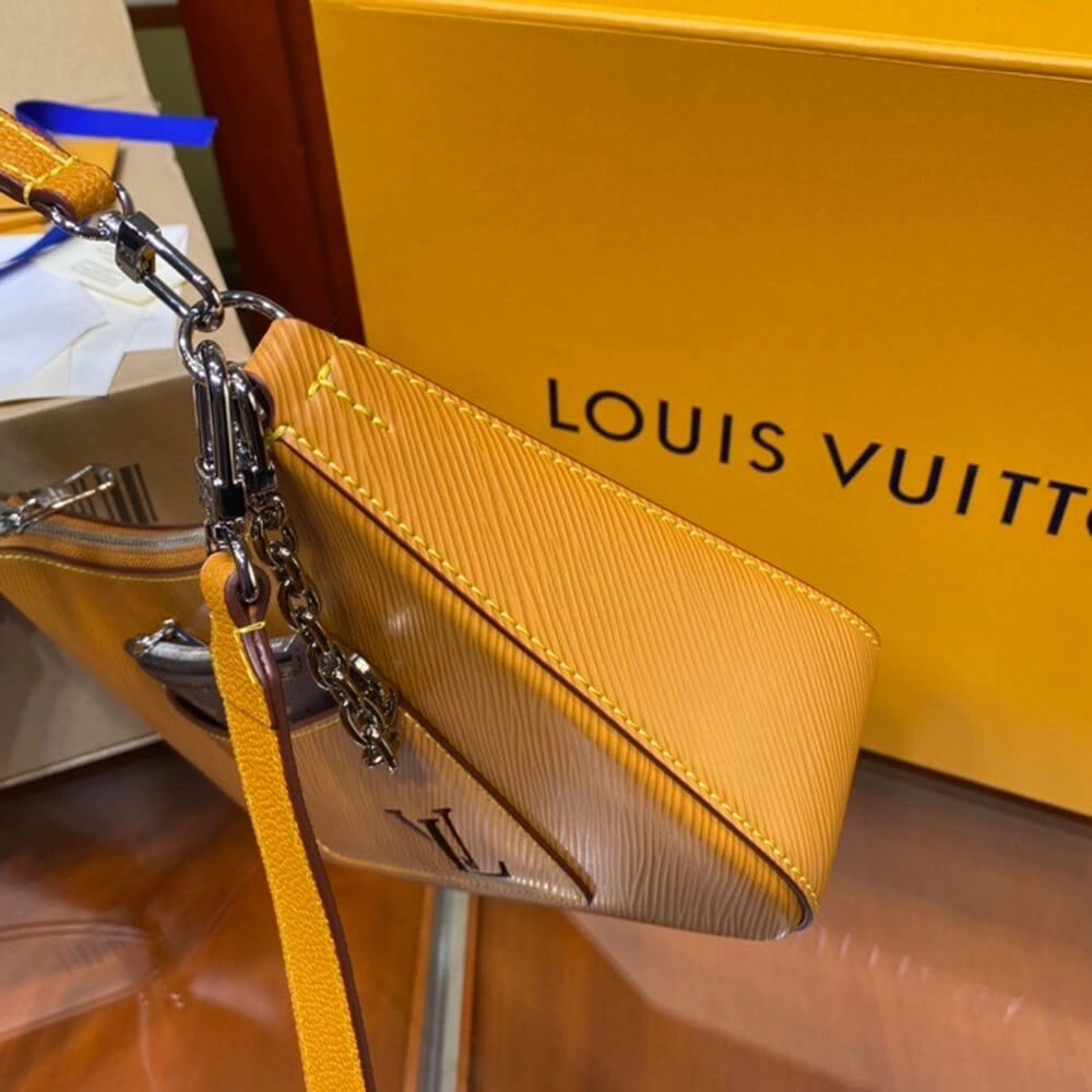 Popular LV MARELLE HANDBAG 689