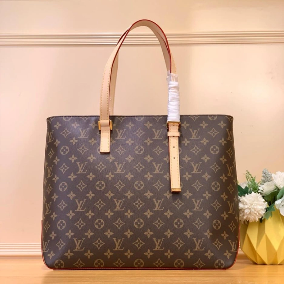 Comfortable LV Mezzo 506