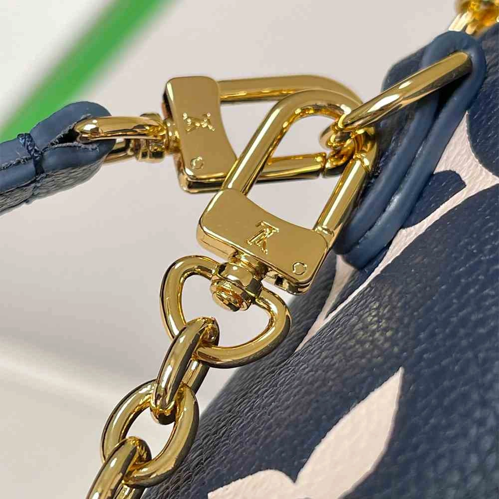 Classic LV Mini Bumbag 139