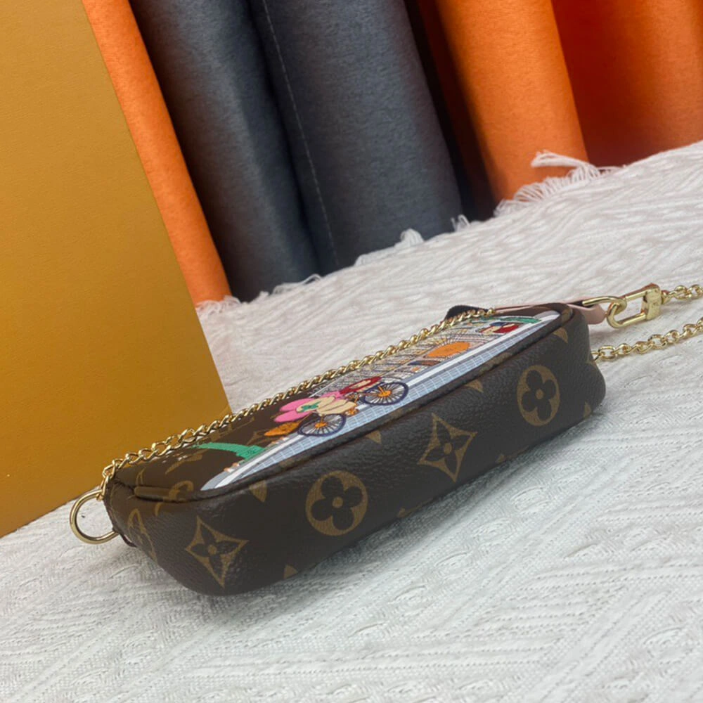 LV Mini Pochette Accessoires Lightweight 488