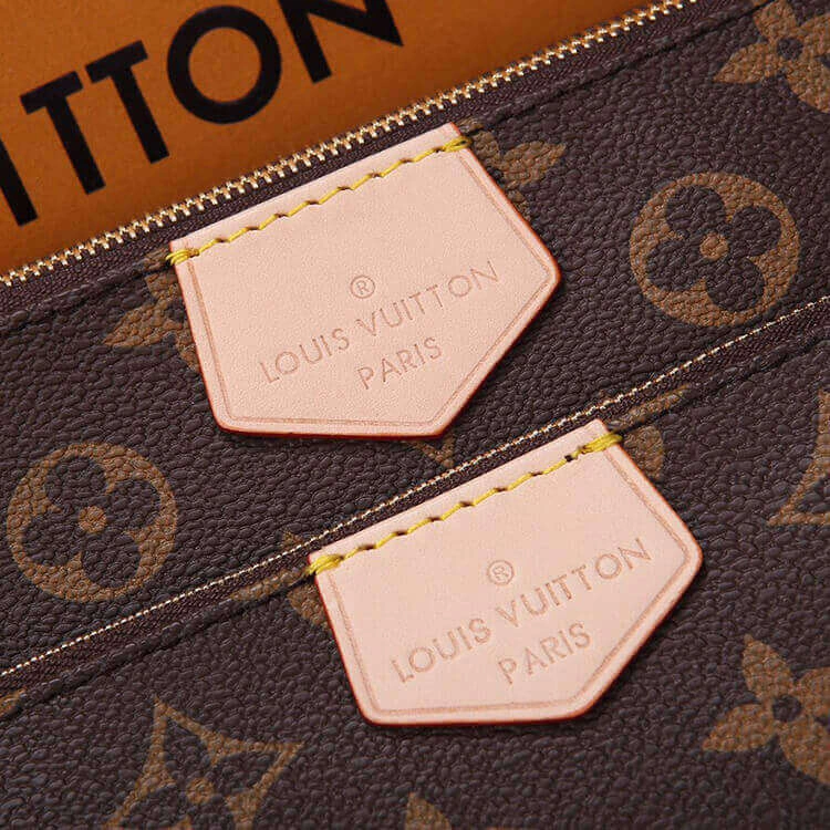 LV Multi Pochette Accessoires RelaxedFit 863