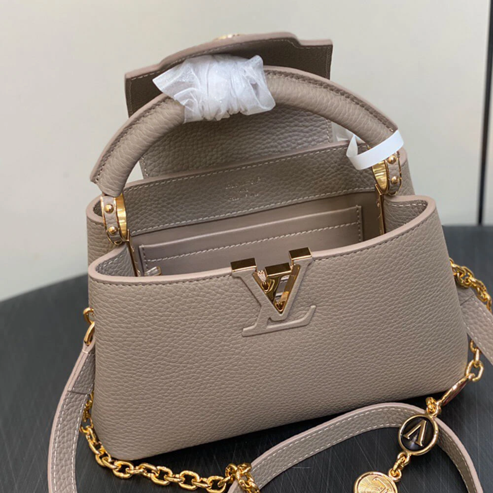 LV My Capucines Bag(HIGH-END GRADE) Neat 399