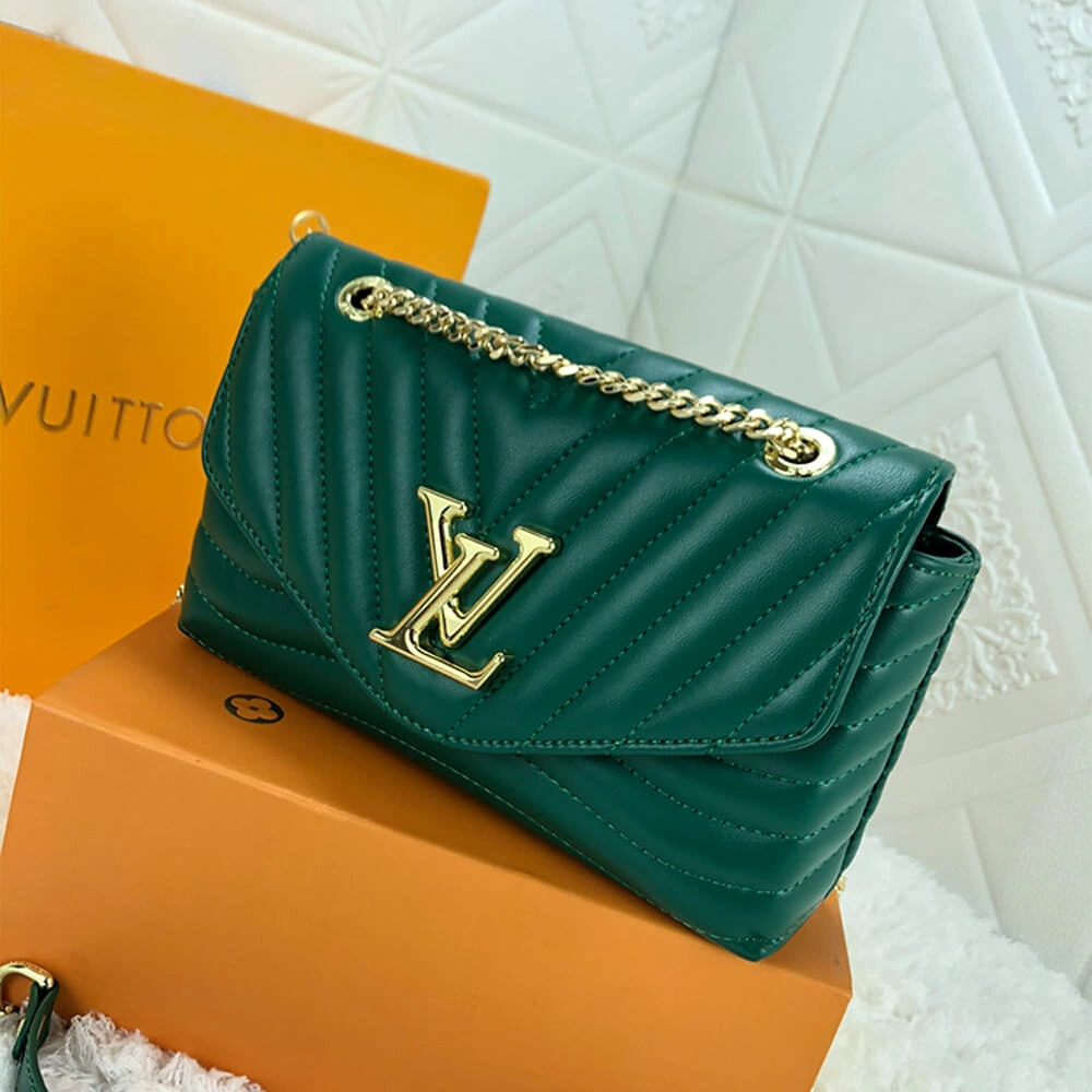 Casual LV NEW WAVE CHAIN BAG 660