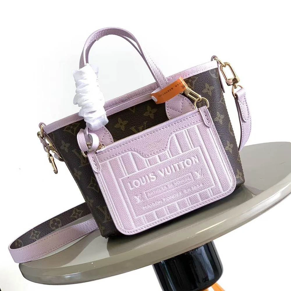 LV Neverfull Bandoulière Inside Out BB Chic 52
