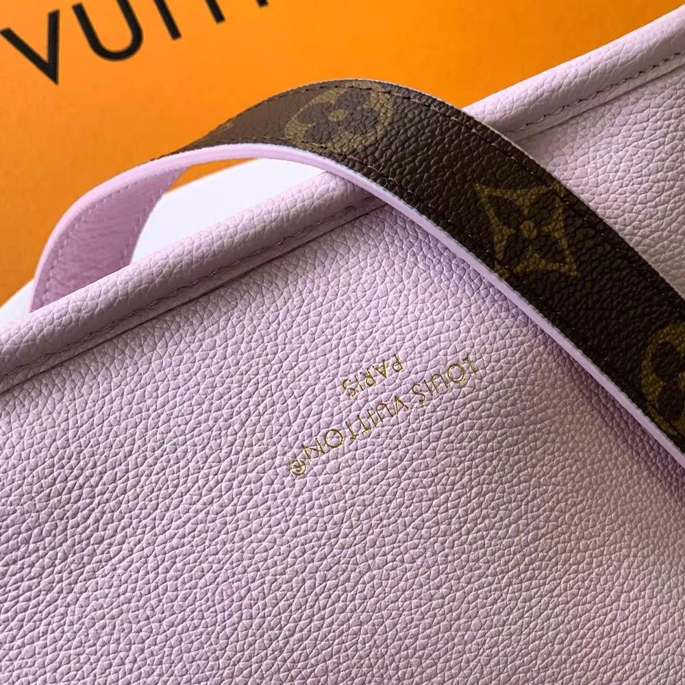 LV Neverfull Bandoulière Inside Out BB Chic 52