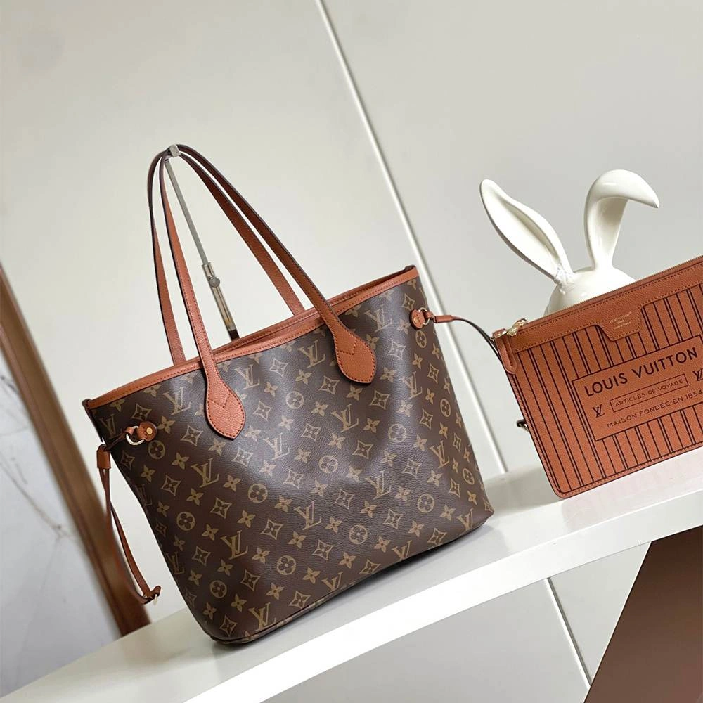 LV Neverfull Inside Out MM Comfortable 91