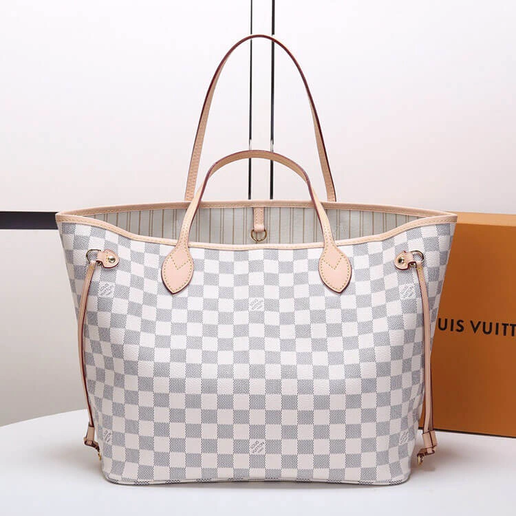 LV Neverfull MM Tote SmoothTexture 839