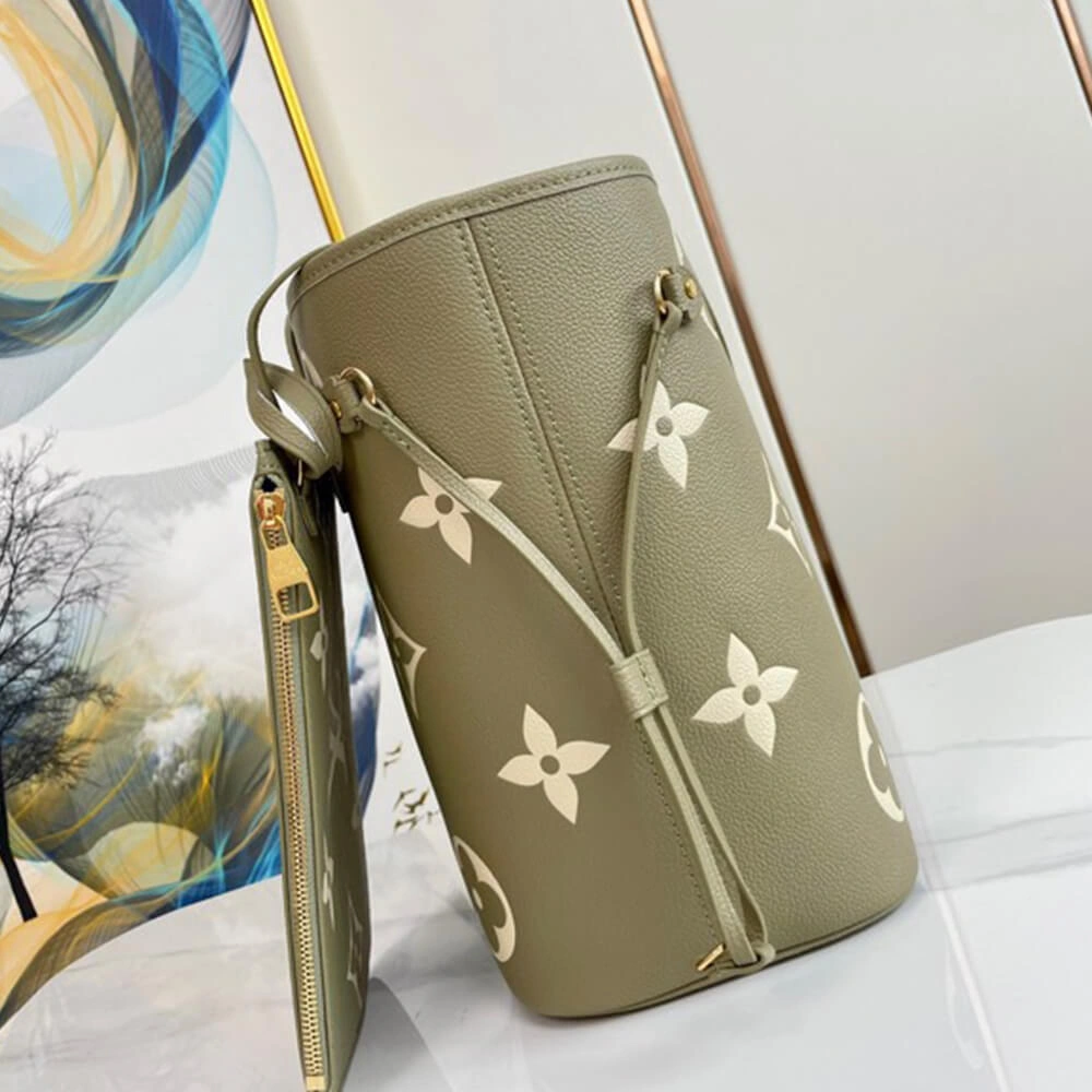 LV Neverfull MM UrbanChic 253