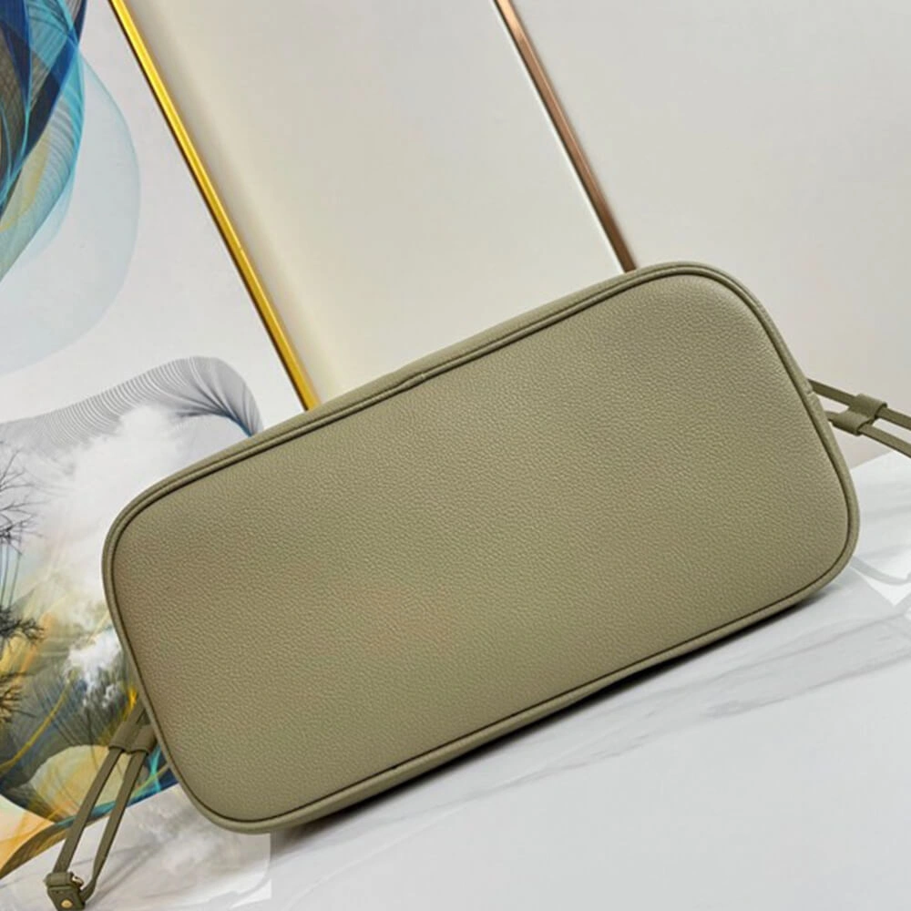 LV Neverfull MM UrbanChic 253