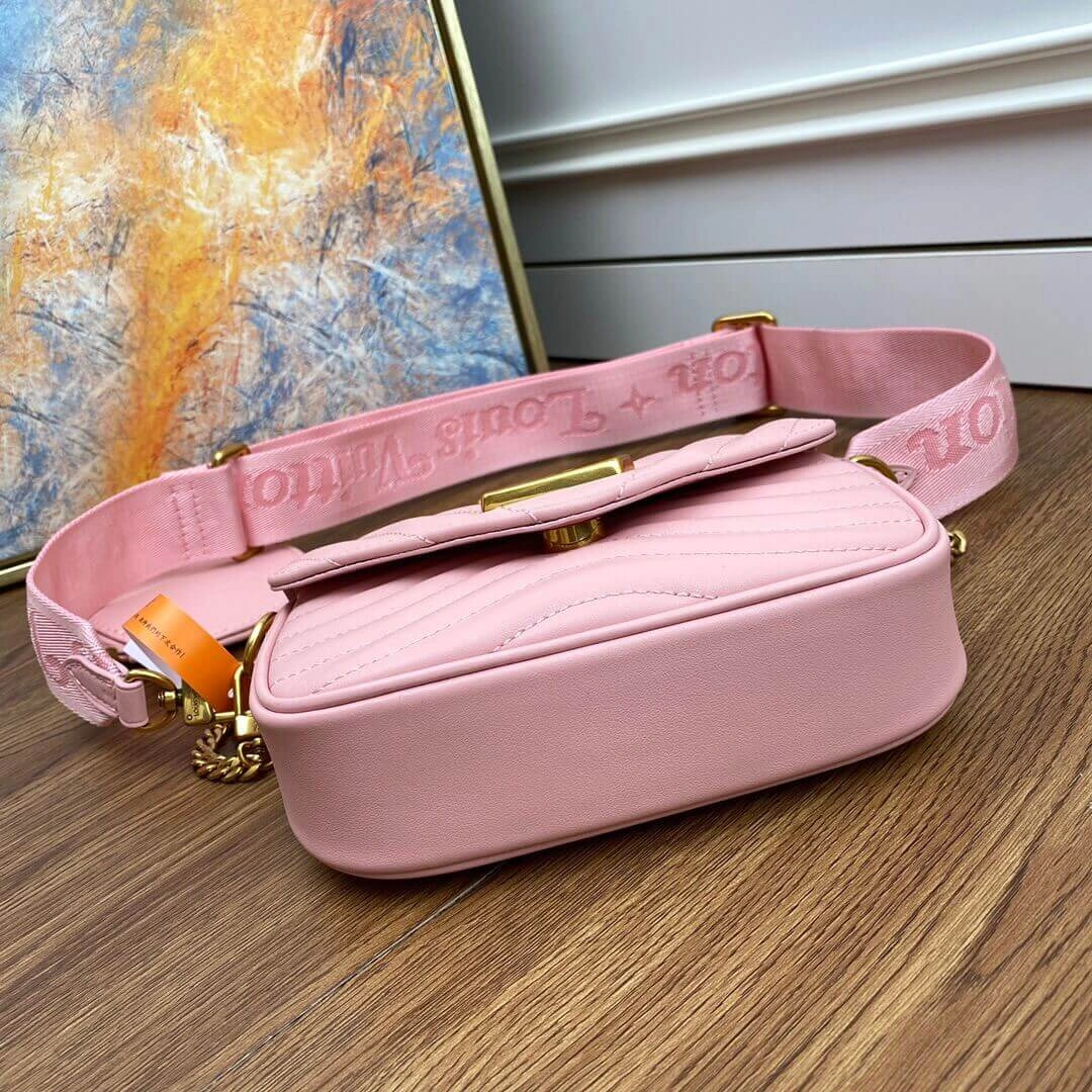 LV New Wave Multi Pochette Handbag Neat 940