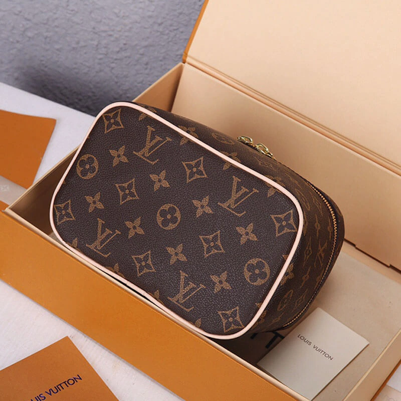 OdorResistant LV Nice Mini Toiletry Pouch 795